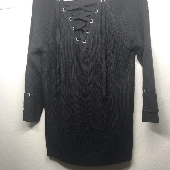 Black Lace Up Knit Oversized Sweater - Picture 4 of 8